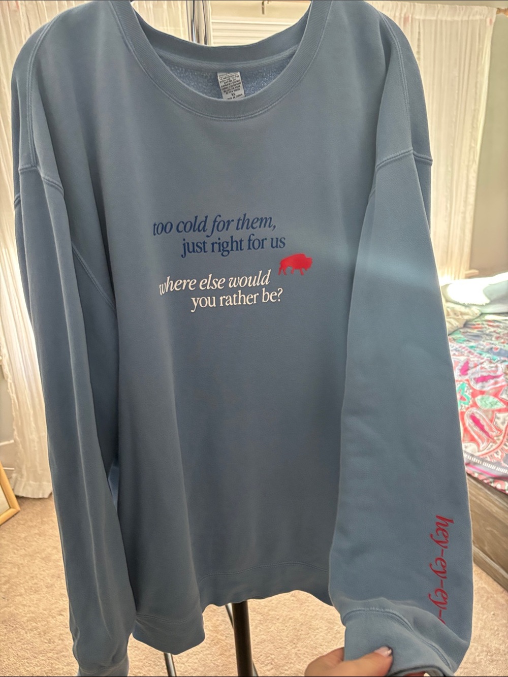 Blue Graphic Crewneck Sweatshirt - unbranded